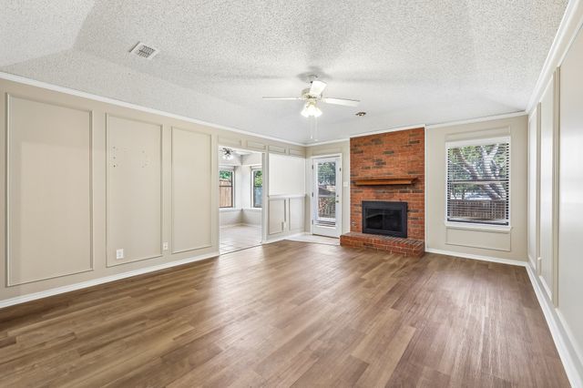 3211 Brookview Drive, Corinth, TX 76210