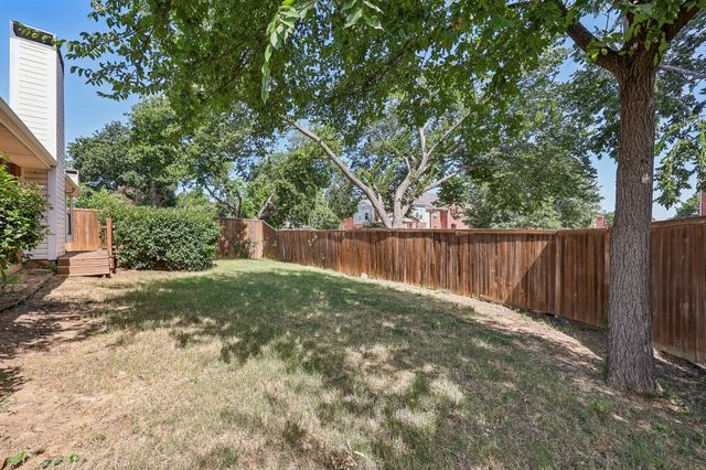 3211 Brookview Drive, Corinth, TX 76210