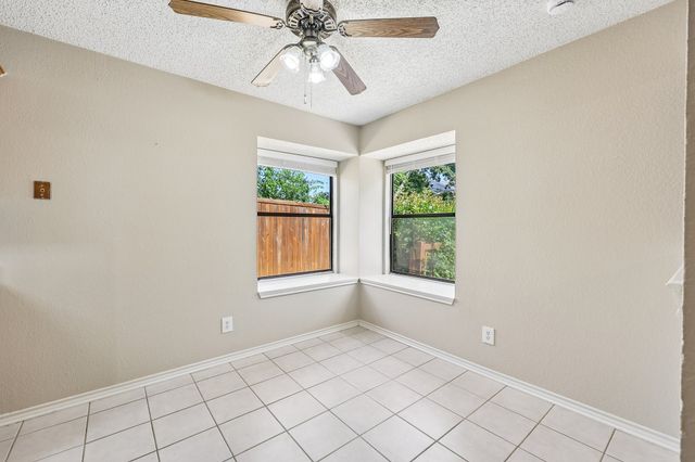 3211 Brookview Drive, Corinth, TX 76210