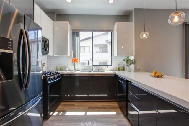 330 Salem 304, Glendale, CA 91203