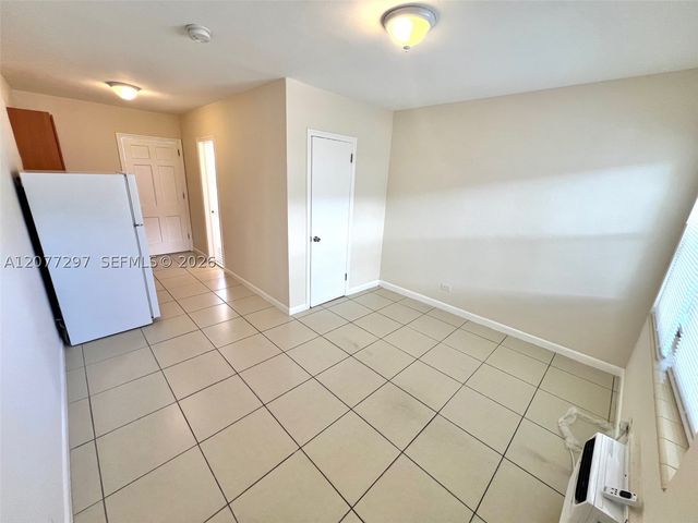 700 NE 85th St 14, Miami, FL 33138