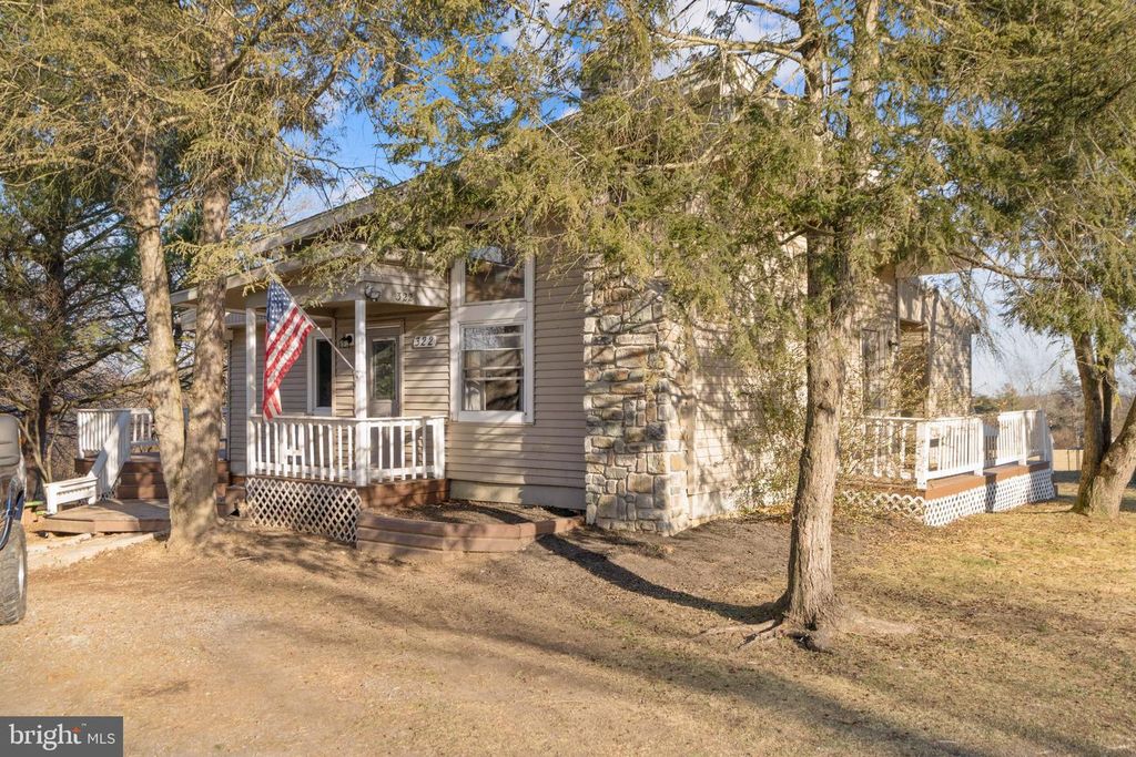 322 MASTERS DR, Cross Junction, VA 22625