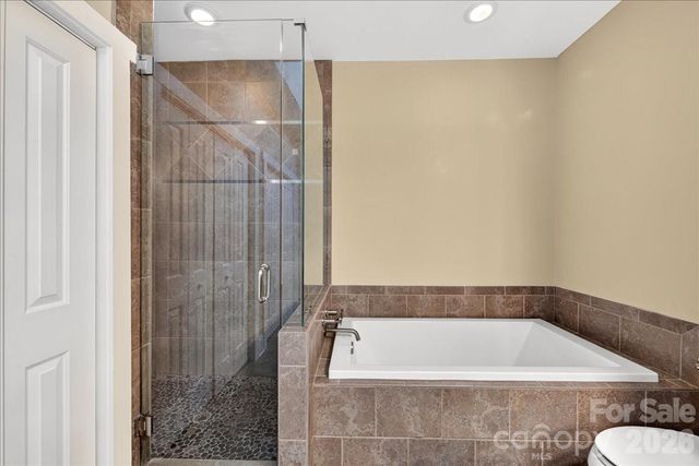 729 Charles Avenue, Charlotte, NC 28205