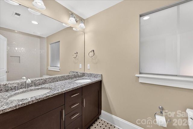 729 Charles Avenue, Charlotte, NC 28205