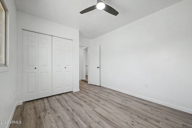 913 W SAINT JOHN Road, Phoenix, AZ 85023