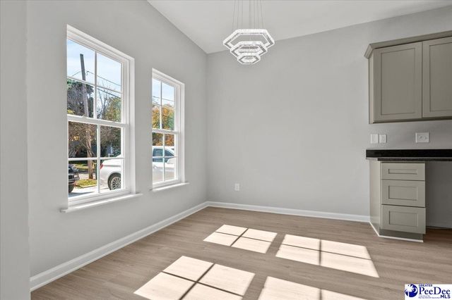 559 E Pine Street, Florence, SC 29506