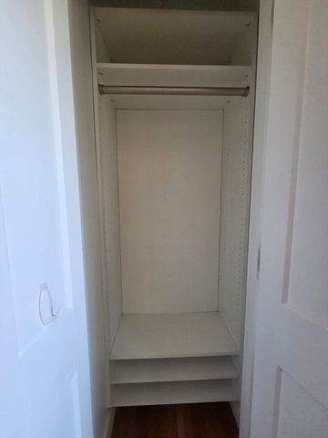 21 Fifth St 19, Chelsea, MA 02150