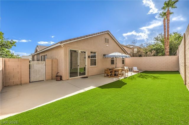 10762 Flame Vine Court, Las Vegas, NV 89135