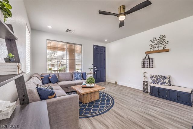 10762 Flame Vine Court, Las Vegas, NV 89135