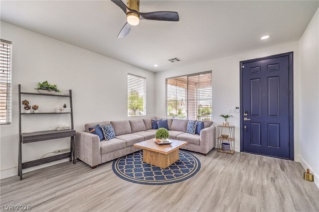 10762 Flame Vine Court, Las Vegas, NV 89135