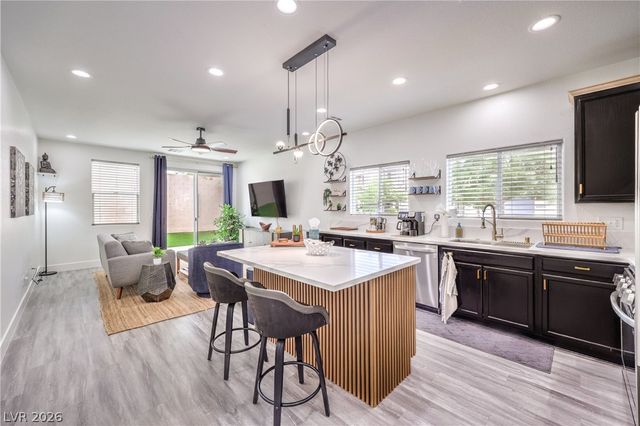 10762 Flame Vine Court, Las Vegas, NV 89135