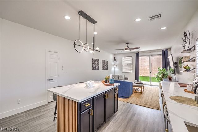 10762 Flame Vine Court, Las Vegas, NV 89135