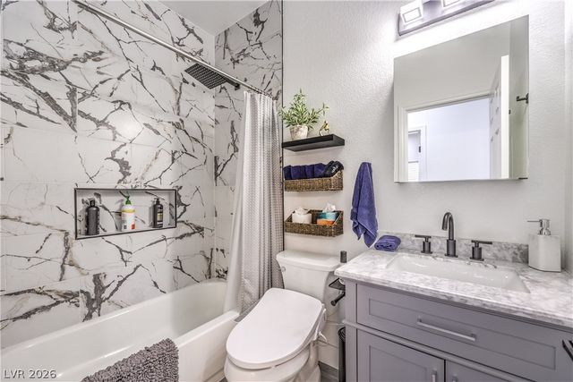 10762 Flame Vine Court, Las Vegas, NV 89135