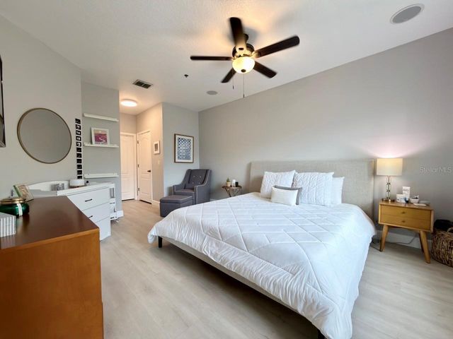 4865 CYPRESS WOODS DRIVE 2302, Orlando, FL 32811