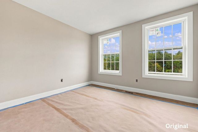 30 Pear Tree Lane, Epping, NH 03042