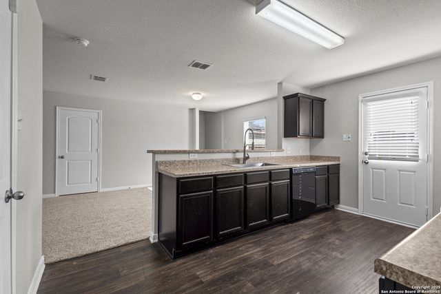 12350 Mahoney, San Antonio, TX 78252