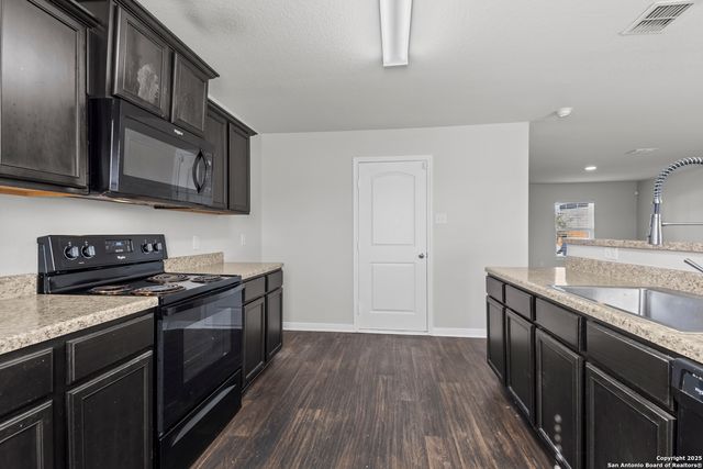 12350 Mahoney, San Antonio, TX 78252