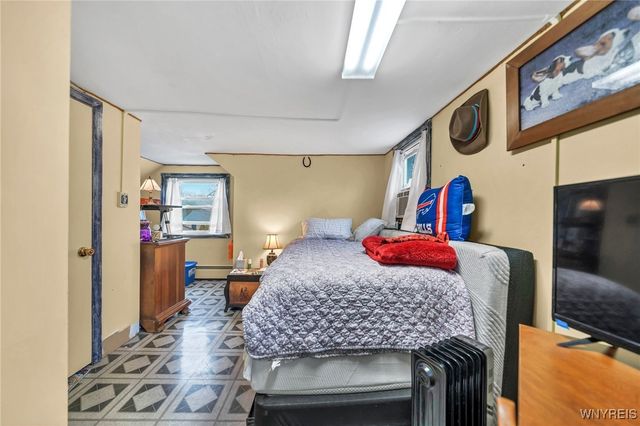 446 Jefferson Avenue, Evans, NY 14006