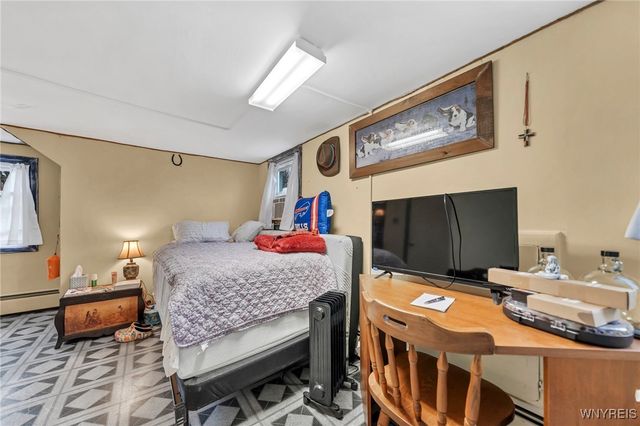 446 Jefferson Avenue, Evans, NY 14006