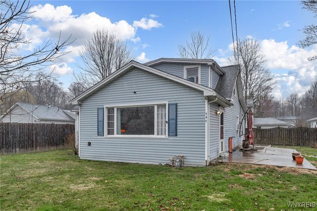 446 Jefferson Avenue, Evans, NY 14006