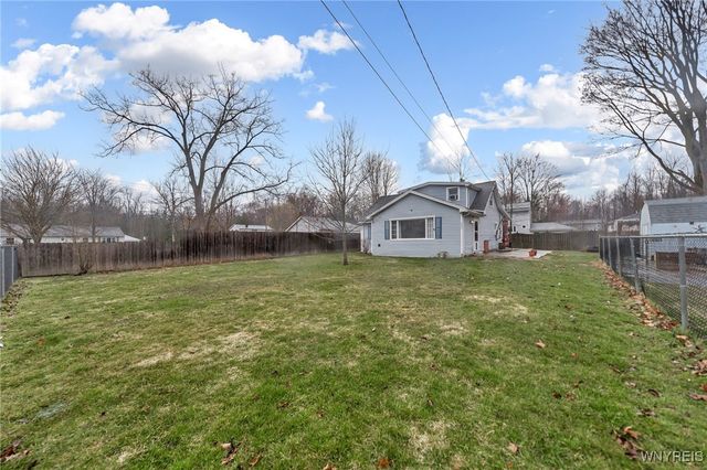 446 Jefferson Avenue, Evans, NY 14006