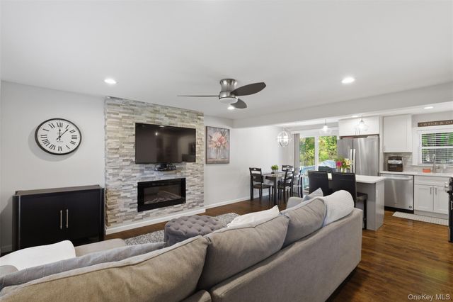 20 Glenside Drive, New City, NY 10956