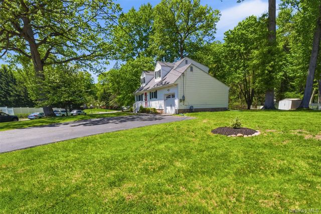 20 Glenside Drive, New City, NY 10956