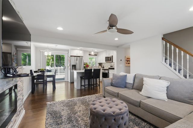 20 Glenside Drive, New City, NY 10956