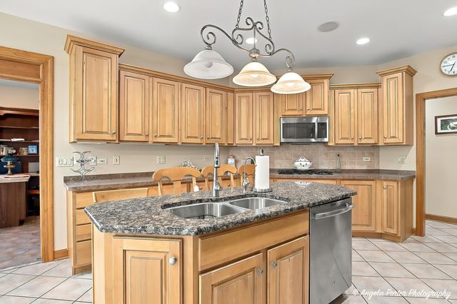 2916 HANGING FEN Court, Johnsburg, IL 60050