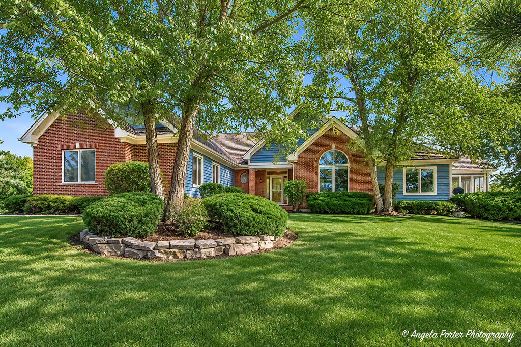 2916 HANGING FEN Court, Johnsburg, IL 60050