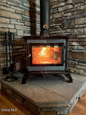 1297 Floral Avenue, Rotterdam, NY 12306