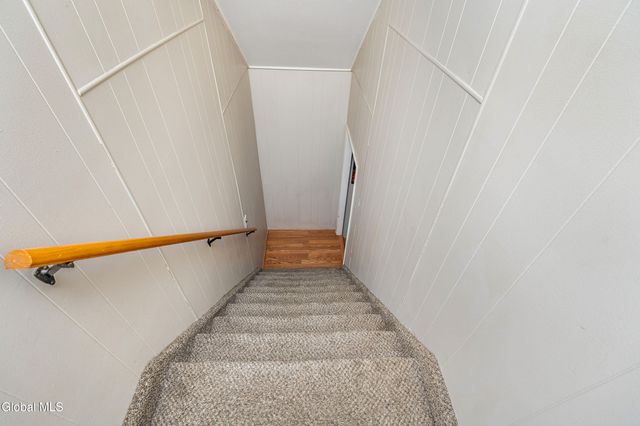 1297 Floral Avenue, Rotterdam, NY 12306