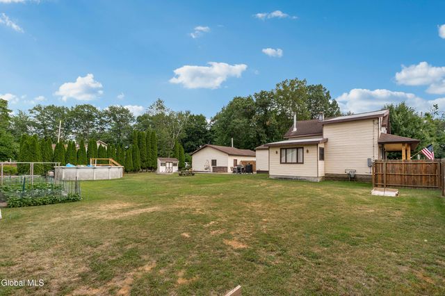 1297 Floral Avenue, Rotterdam, NY 12306