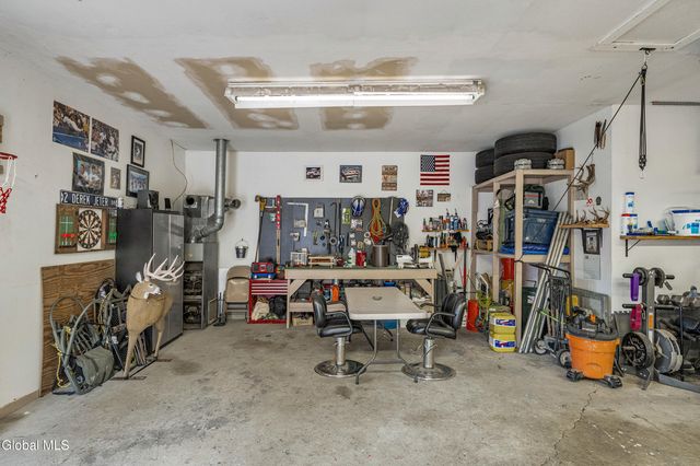 1297 Floral Avenue, Rotterdam, NY 12306