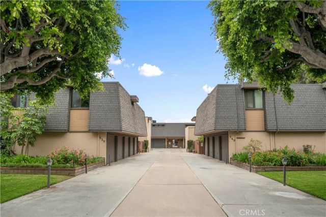 540 Fairview Avenue 27, Arcadia, CA 91007