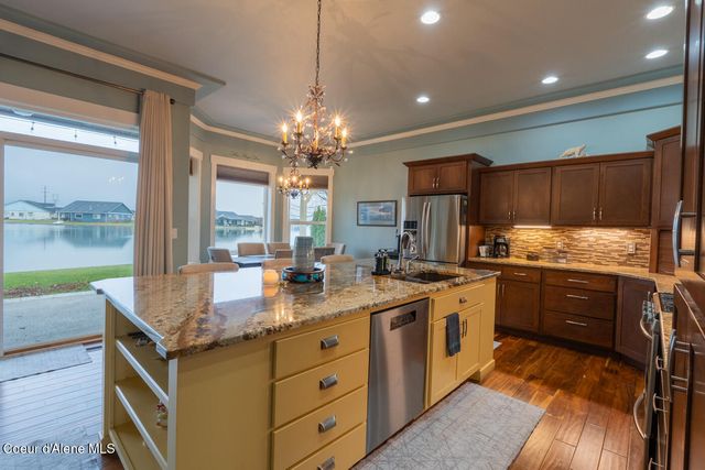 14071 N PRISTINE CIR, Rathdrum, ID 83858