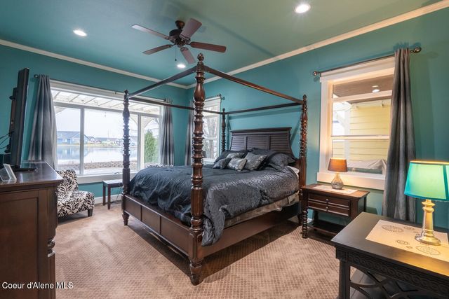 14071 N PRISTINE CIR, Rathdrum, ID 83858