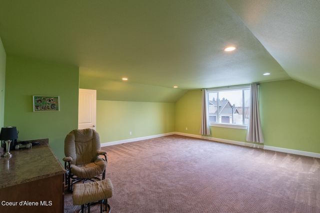 14071 N PRISTINE CIR, Rathdrum, ID 83858