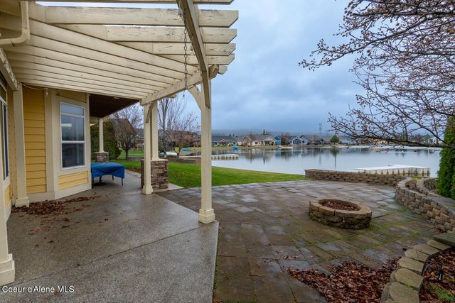 14071 N PRISTINE CIR, Rathdrum, ID 83858