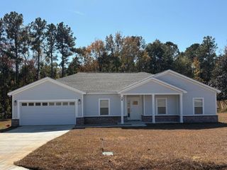 50 Frank Run, Midway, FL 32343