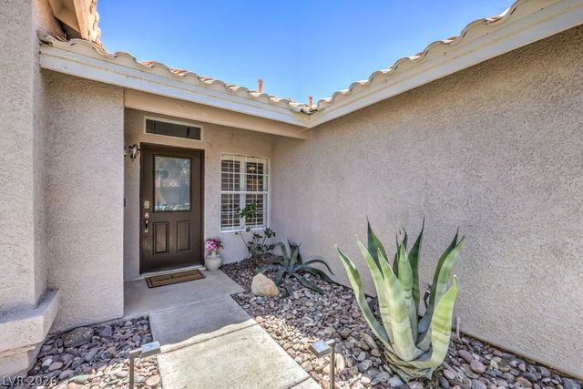2027 Shadow Brook Way, Henderson, NV 89074