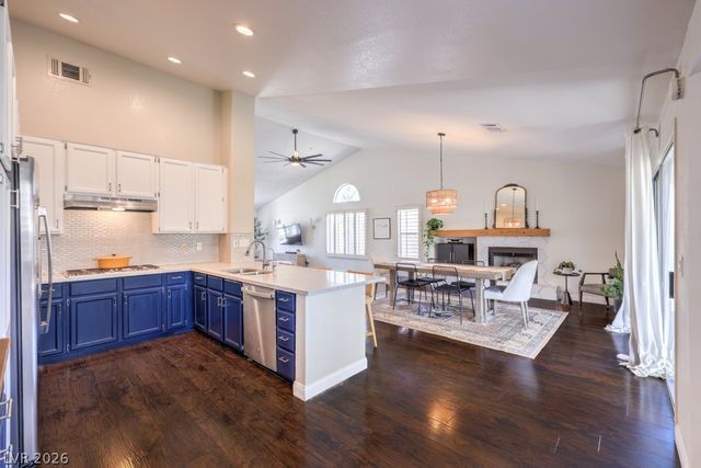 2027 Shadow Brook Way, Henderson, NV 89074