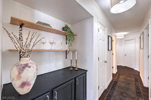 2027 Shadow Brook Way, Henderson, NV 89074