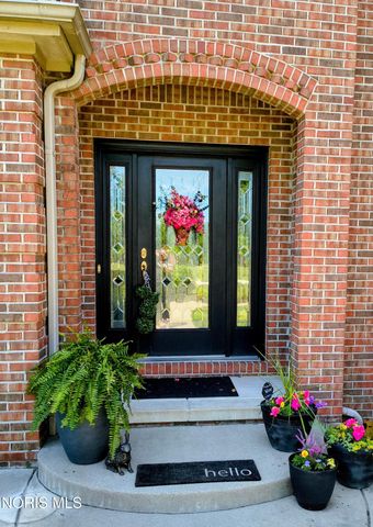 2942 Lexington Glen Boulevard, Monclova, OH 43542