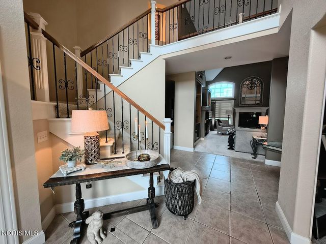 2942 Lexington Glen Boulevard, Monclova, OH 43542