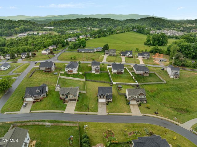 745 Ashley Meadows, Jonesborough, TN 37659