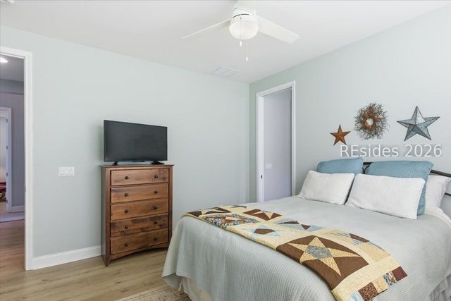 323 Lighthouse Dr, Hardeeville, SC 29927