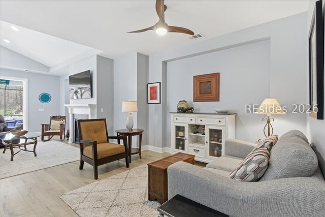 323 Lighthouse Dr, Hardeeville, SC 29927