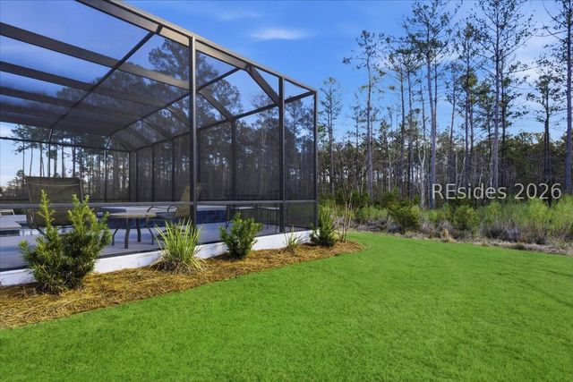 323 Lighthouse Dr, Hardeeville, SC 29927