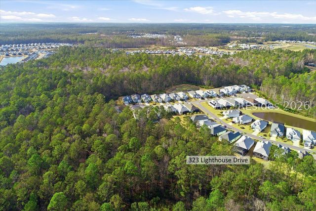 323 Lighthouse Dr, Hardeeville, SC 29927